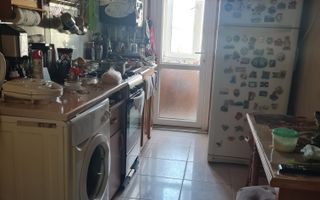 De vânzare apartament 2 camere decomandate – zonă centrală - Poză 3