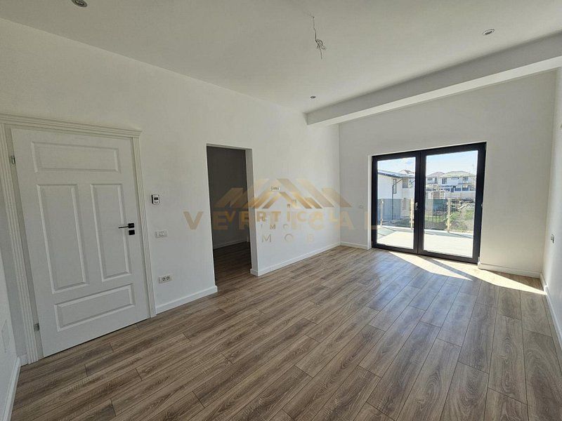 Vila deosebita in comuna Berceni - Poză 15