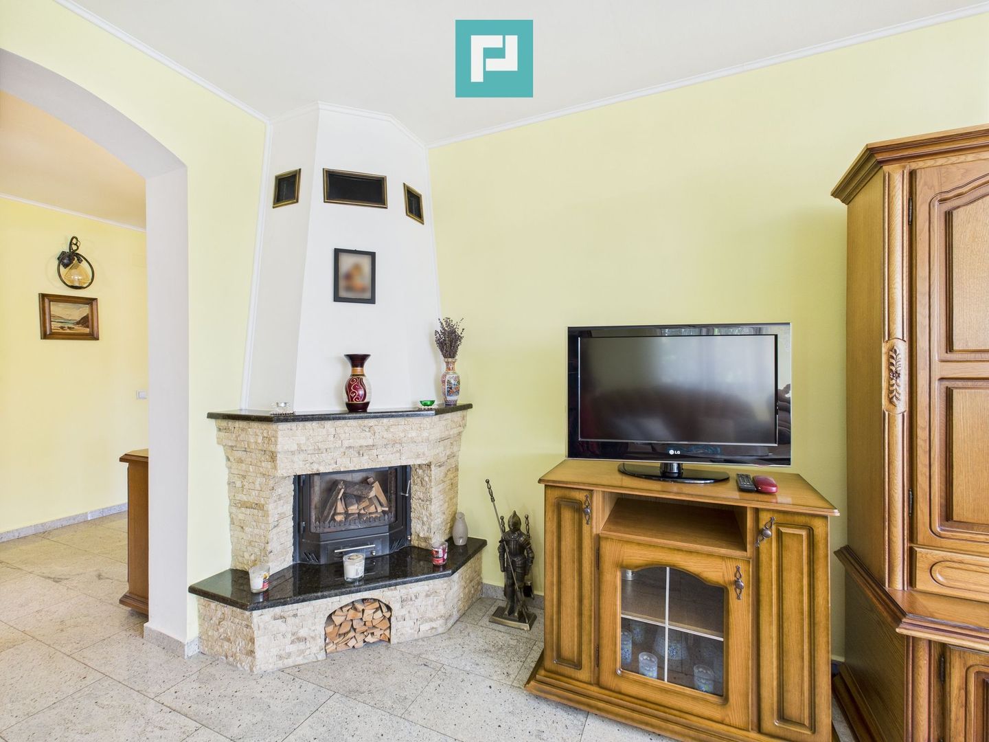 Casă cochetă în Sânleani - Cartierul Florilor - Poză 1