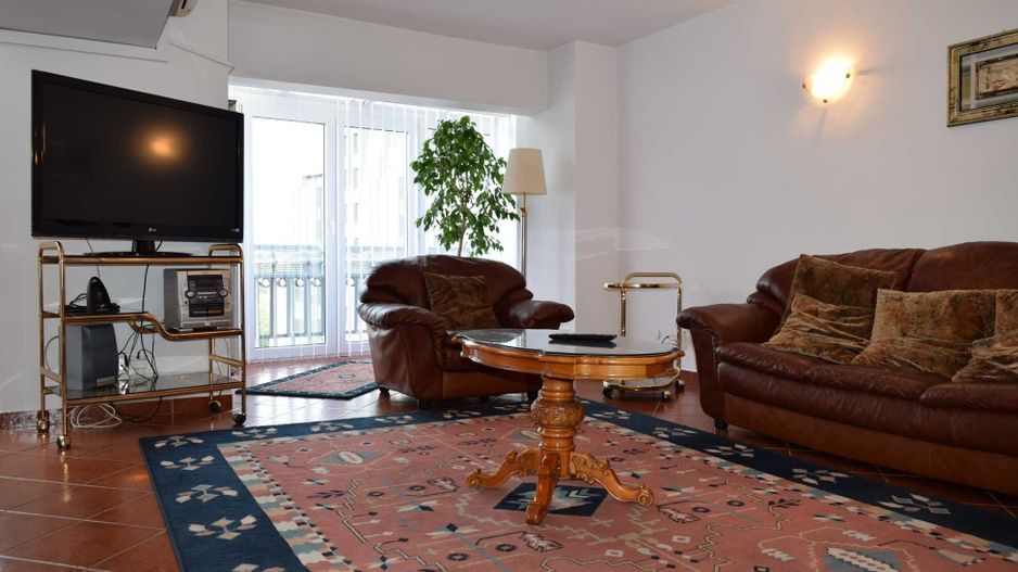 Duplex Blvd Unirii, loc parcare - Poză 1