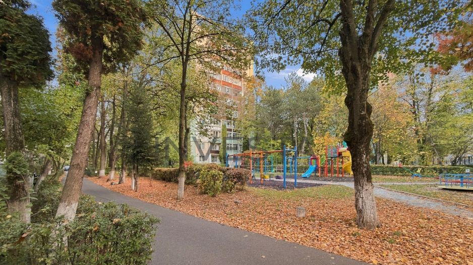 Apartament cu 4 camere decomandate, etaj intermediar, zona Gheorgheni! - Poză 2