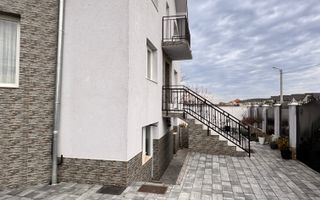 Vilă spațioasă cu 6 camere – Cartierul Viena, Oradea - Poză 21