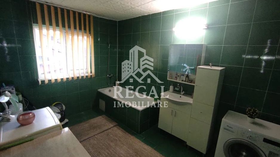 Casa 4 camere, zona Centrala - Poză 3