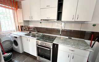 Apartament cu 2 Camere, Zona Cetate - Poză 3