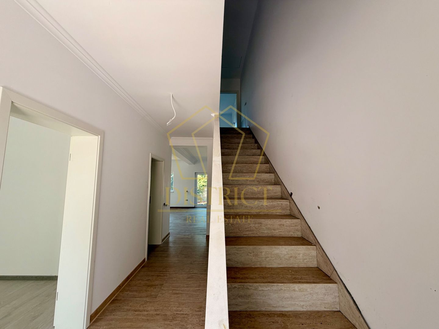 Duplex cu 4 camere | Mosnita Veche, la asfalt | Lidl - Poză 11