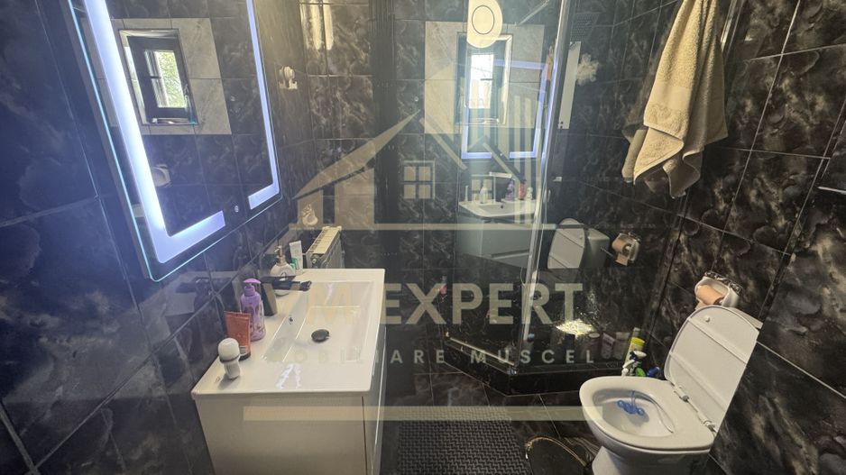 VILA S+P+E-306 MP, TEREN 2078 MP, CAMPULUNG - Poză 55