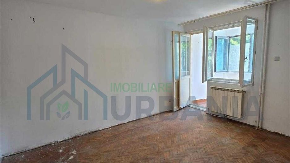 Podu Roș, Iași – Apartament 2 camere decomandat, 55 mp, etaj 1, 2 balcoane – 95.000 euro - Poză 2