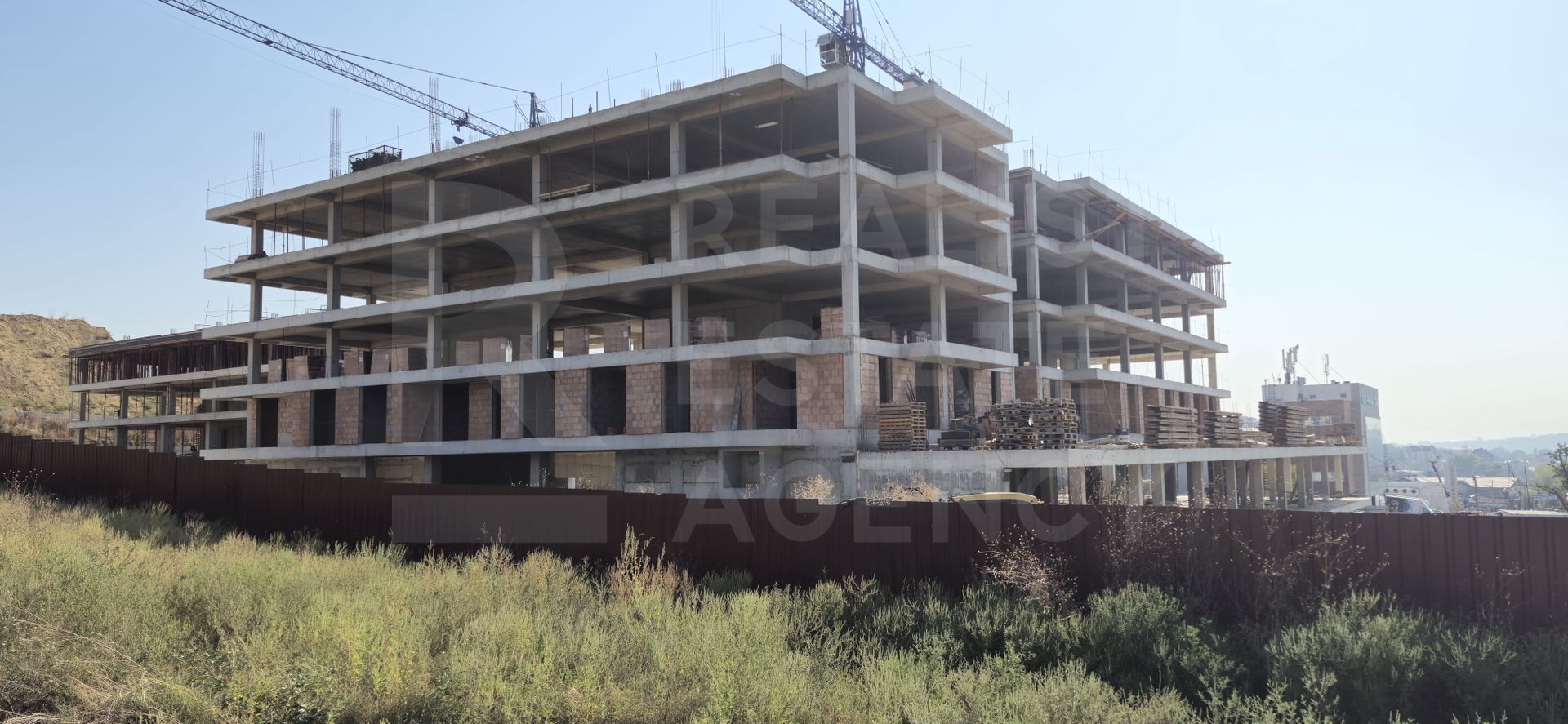 Vânzare, apartament, 2 camere + living, str. Durlești, Dumbrava - Poză 4