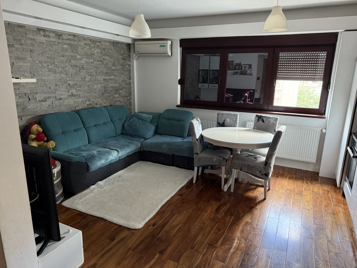 Apartament de vânzare, 2 camere Cismigiu, decomandat, mobilat, reabilitat - Poză 2