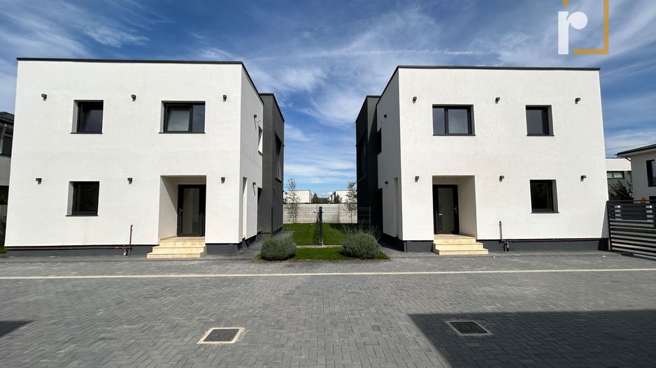 Vila individuala 4 camere | Tunari - Poză 1