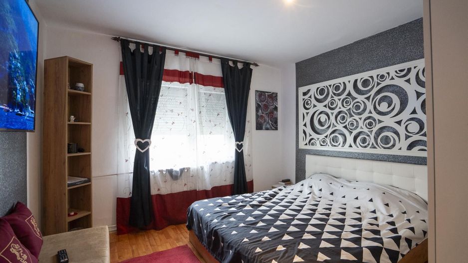 Apartament 2 camere decomandat Eftimie Murgu - Poză 1