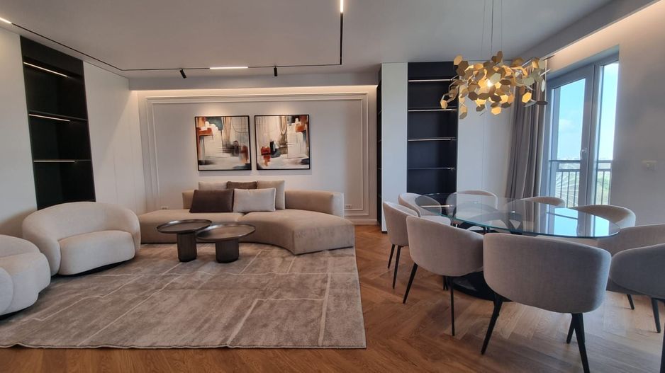 Locație Rară! 3 Camere High-End cu Vedere Spre Parcul Copiilor - Poză 19