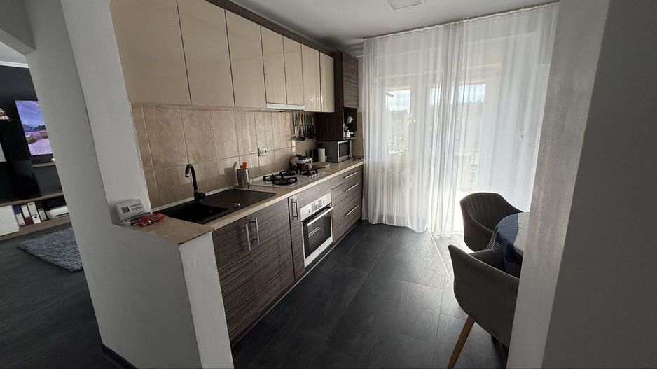 Apartament 3 camere carpati 2 - Poză 4