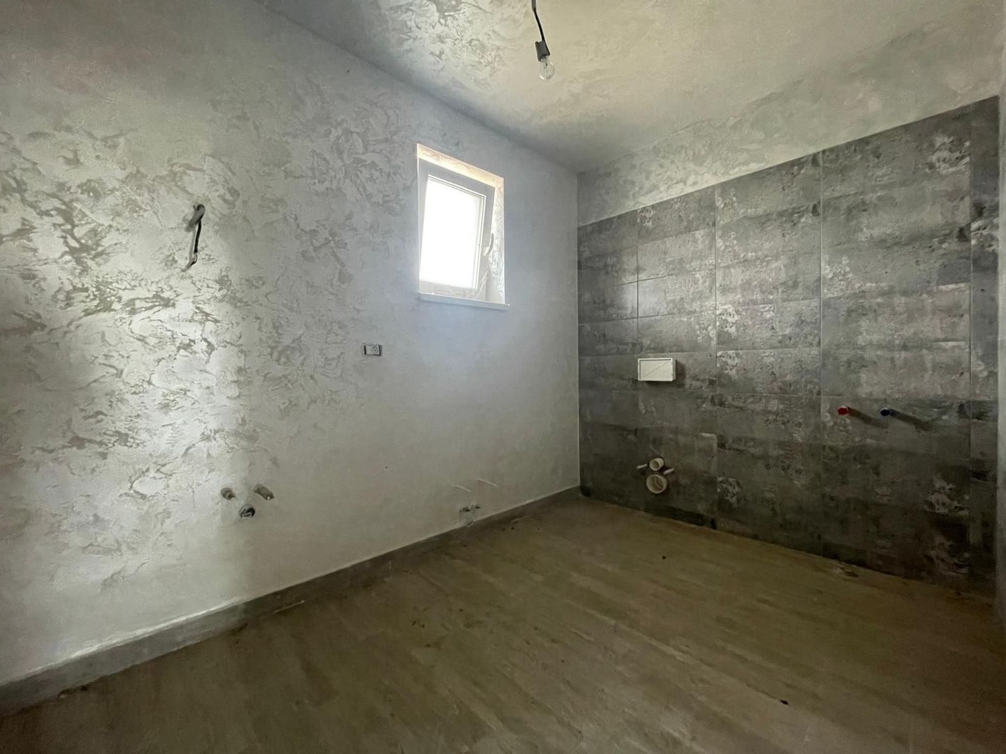 Duplex in  4 camere si 3 bai la cheie - Calea Urseni - Poză 12