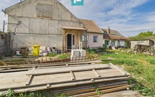 Casă spatioasă și solidă în Pecica - Poză 31