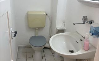 BRASADAS vinde ap 3 cam etaj 1/4 Carpați 2. - Poză 8