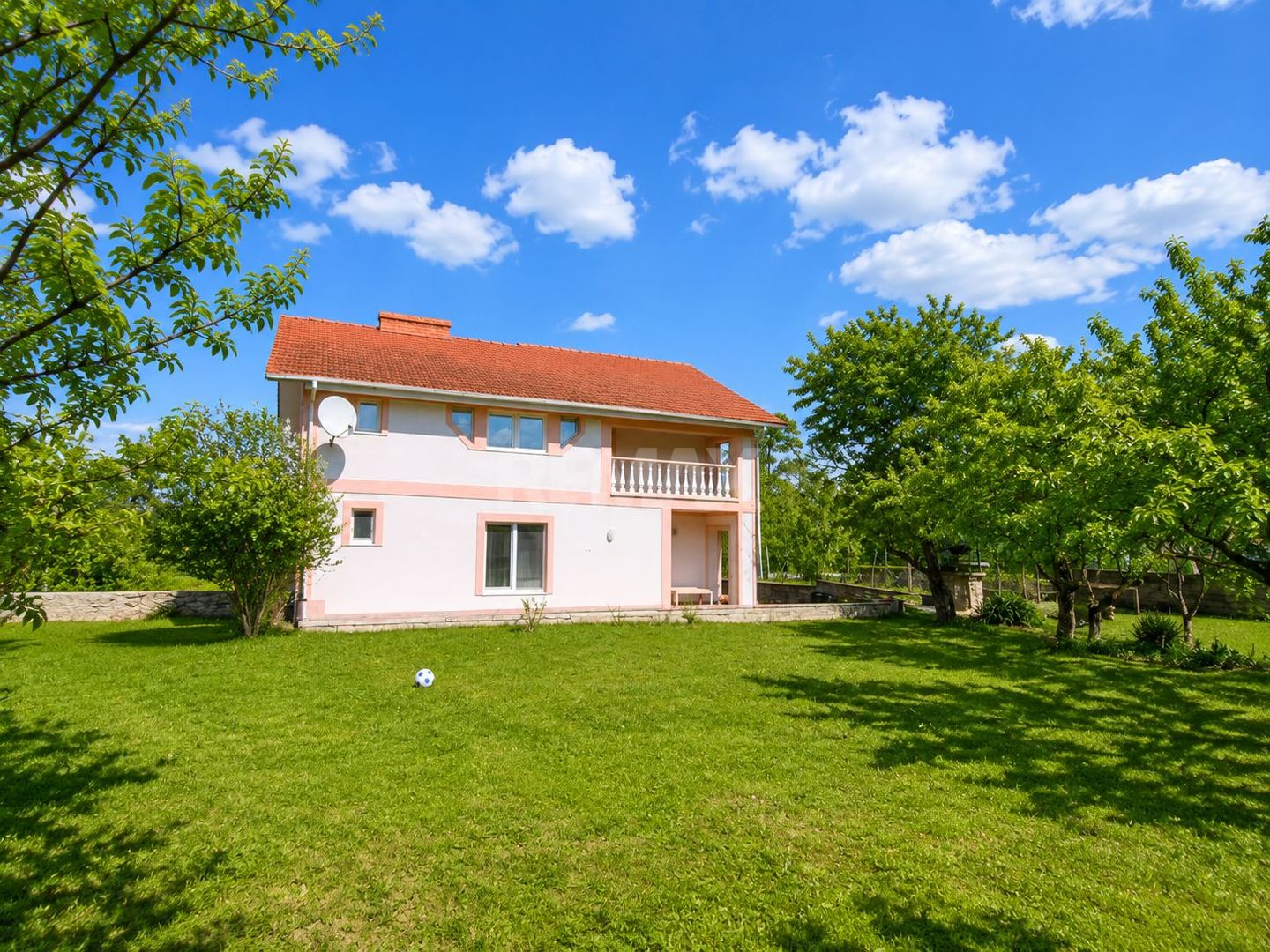 Casă spațioasă cu 2 niveluri | 273 m² Suprafață Totală | 12 ari | 3 dormitoare + living | Anenii Noi – Ruseni - Poză 4