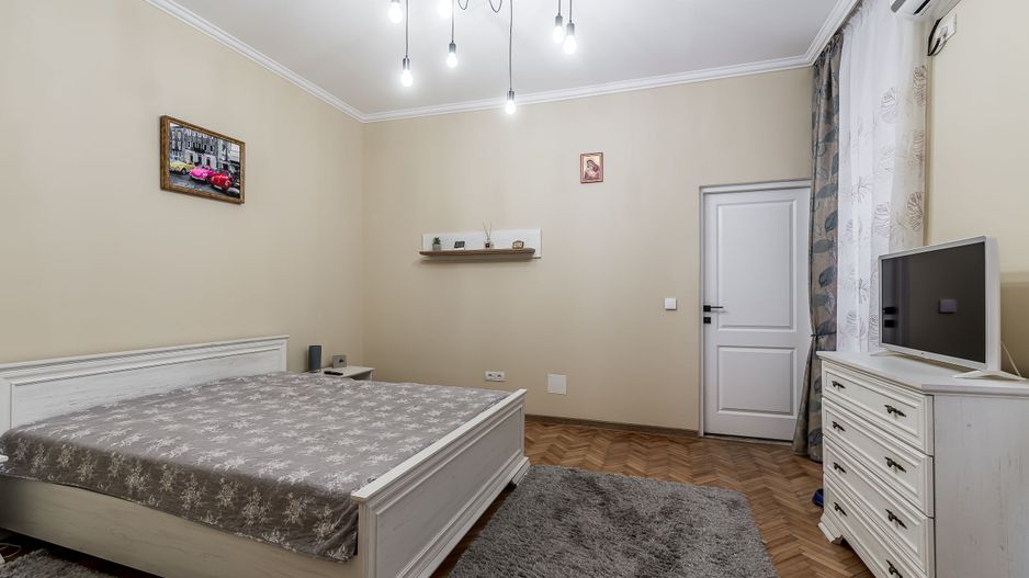 PREȚ NOU: 89.900 € | Ultracentral | 2 camere | etaj 1/2 | renovat - Poză 7