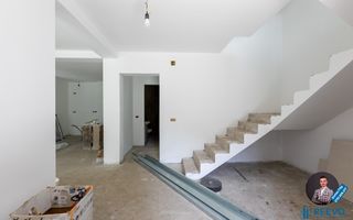 Casă de vânzare, centrală, pe str.  Oituz, Bacău - Poză 6