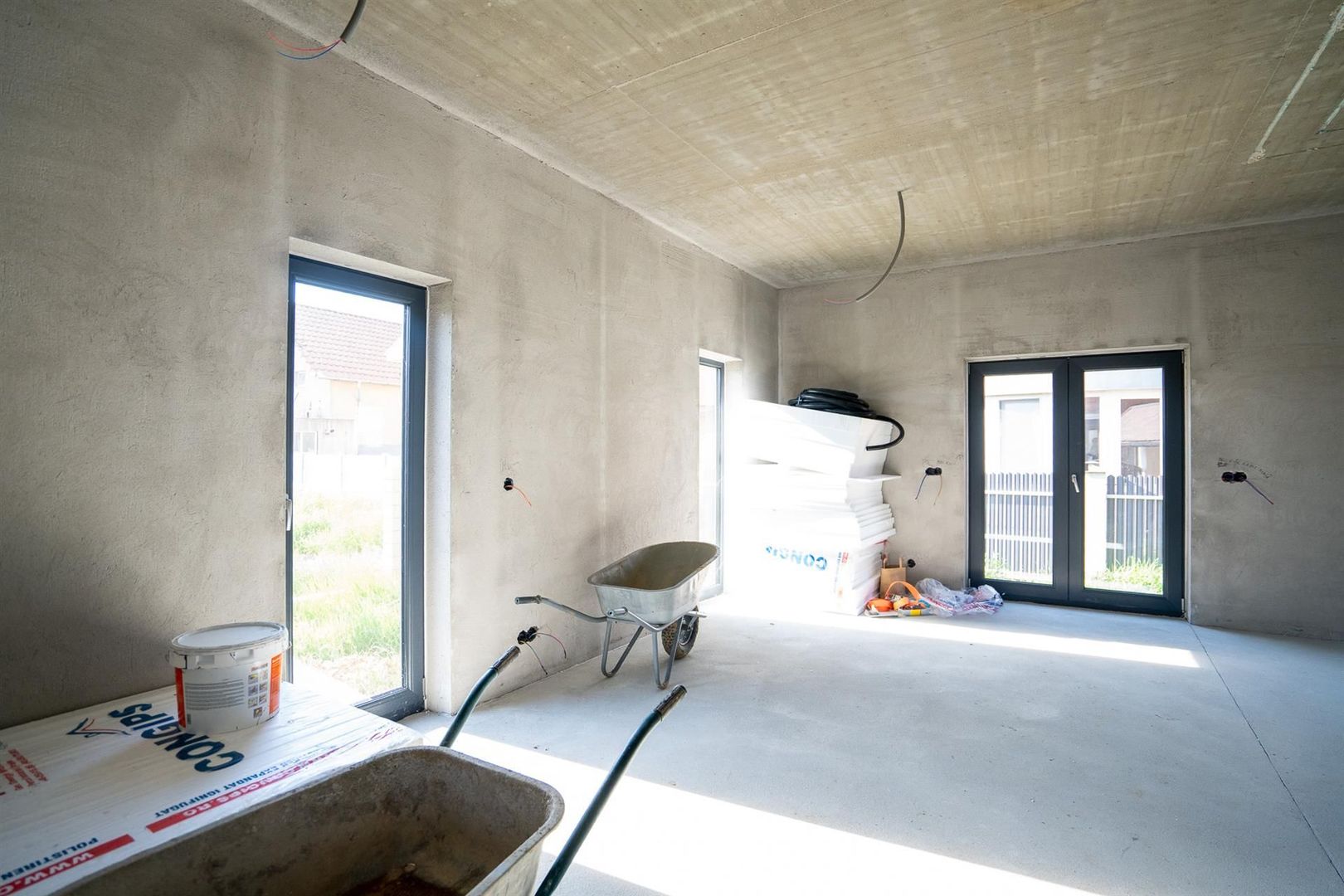 Casa in Oradea 2 dormitoare 2 bai garaj - Poză 6