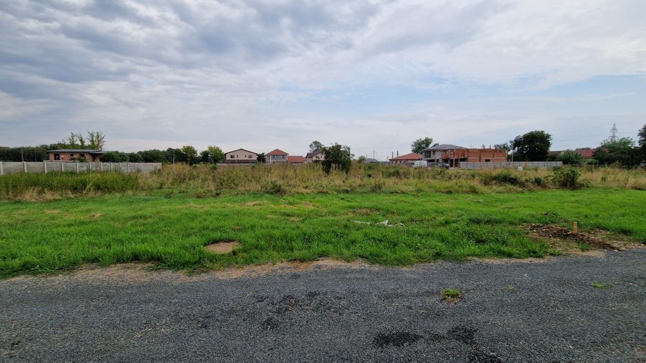 Teren Servicii comerciale GHIRODA- 2.050 mp. dupa canal - Poză 2
