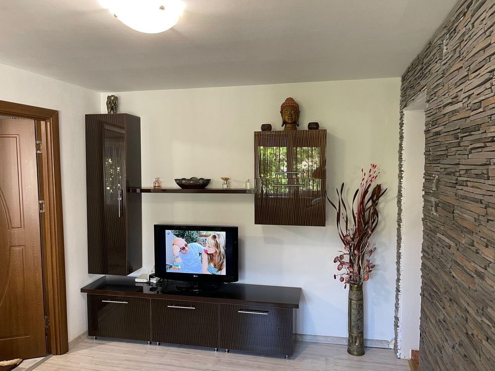 Apartament  2 camere Piata - Poză 2