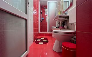 Zona buna! Vânzare apartament cu 2 camere în Târgoviște- micro 6! - Poză 8