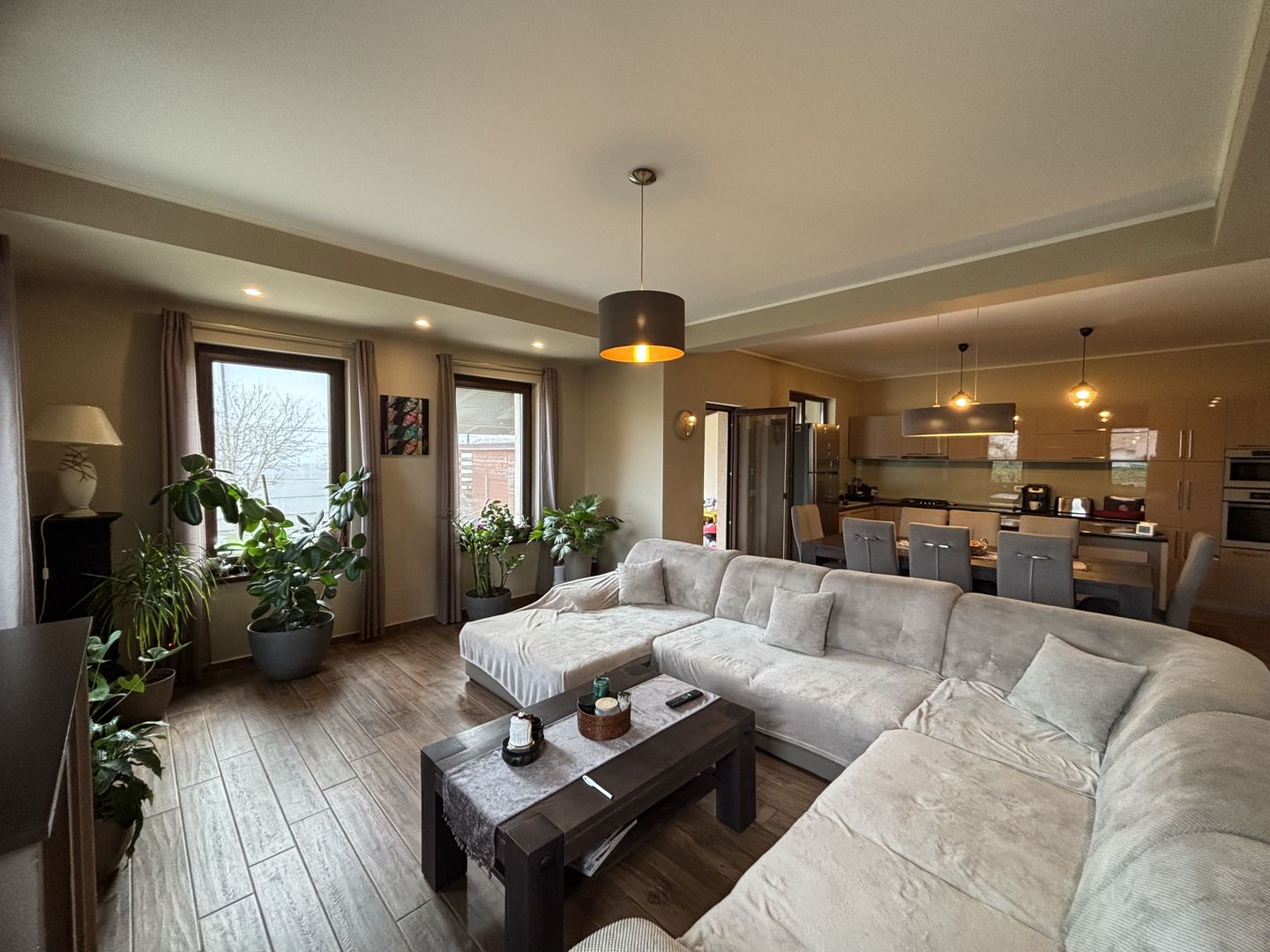 Duplex despărțit prin camera tehnica, zona Pădure Dumbravita - Poză 3