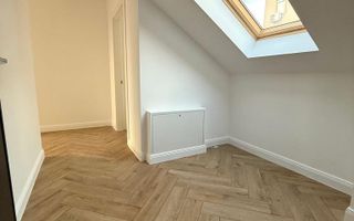 APARTAMENNT MANSARDA  BLOC NOU ZONA DOMENI - Poză 7