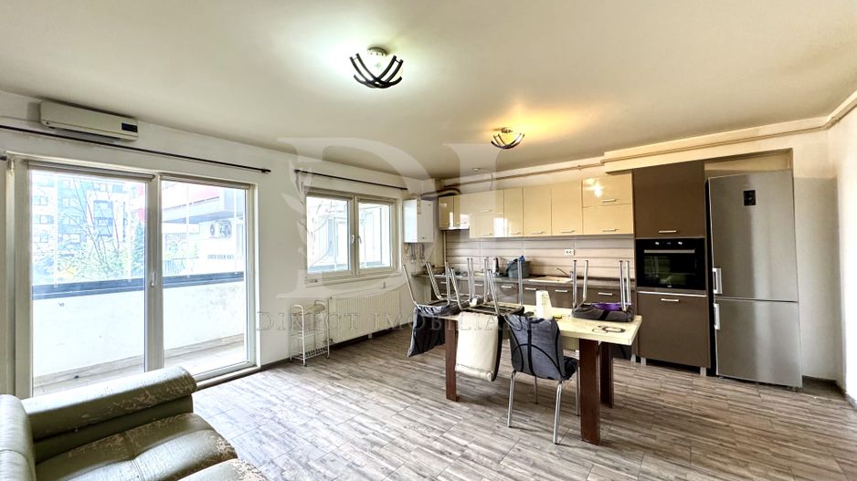 Apartament trei camere / Zona BMW - Poză 3