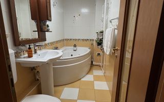 Vânzare Apartament 4 Camere pe Calea Vitan între Mall și Mihai Bravu cu Centrală - Poză 6