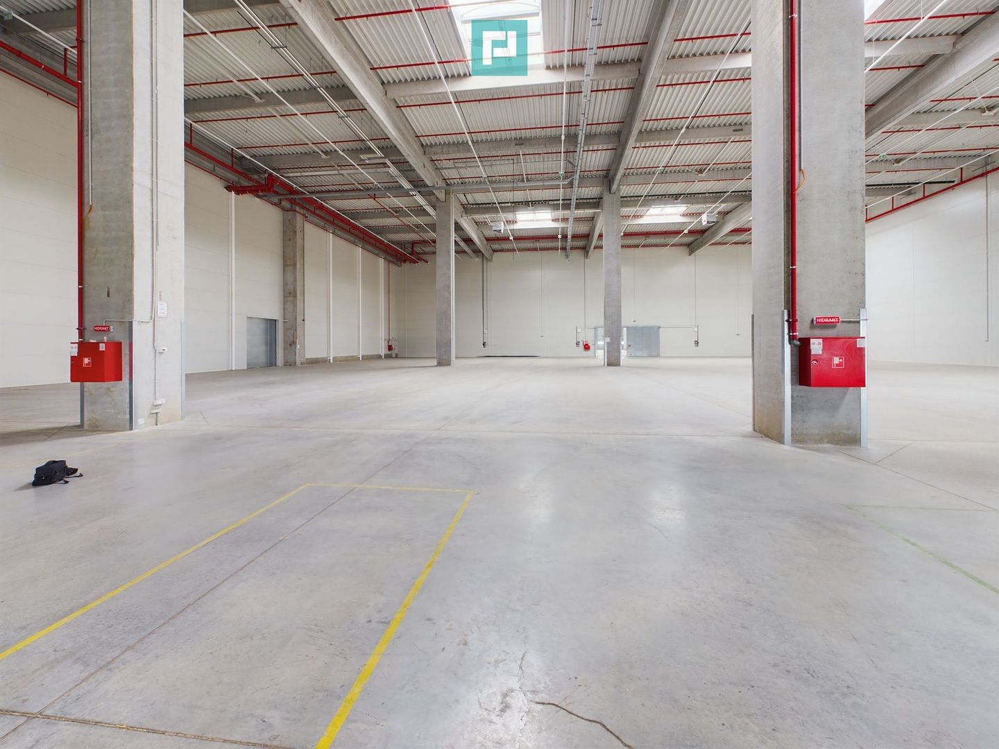 Spatii depozitare clasa A, zona Dragomiresti - Autostrada A1 - Poză 5