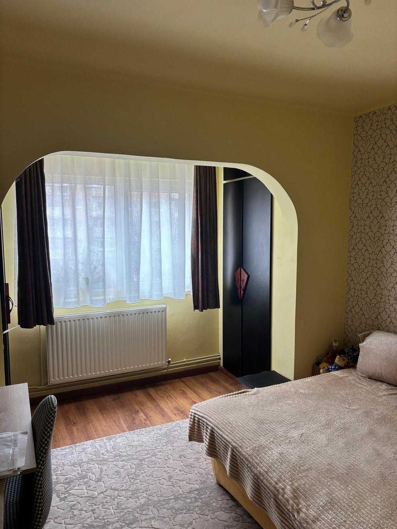 Soarelui | 4 Camere | 2 Bai | Boxa | Centrala proprie - Poză 4