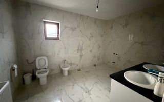 Casa de vanzare, 5 camere, Unirea - Poză 4