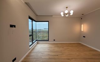 Vila individuala 5 camere Tunari 1 Decembrie - Poză 40