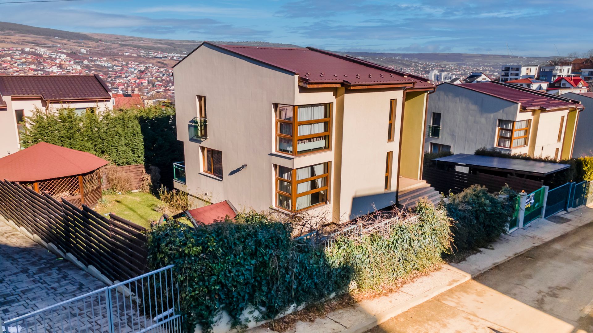 Casa individuala | 255mp s. desfasurata | teren 473mp | D+P+E | Gruia - Poză 45