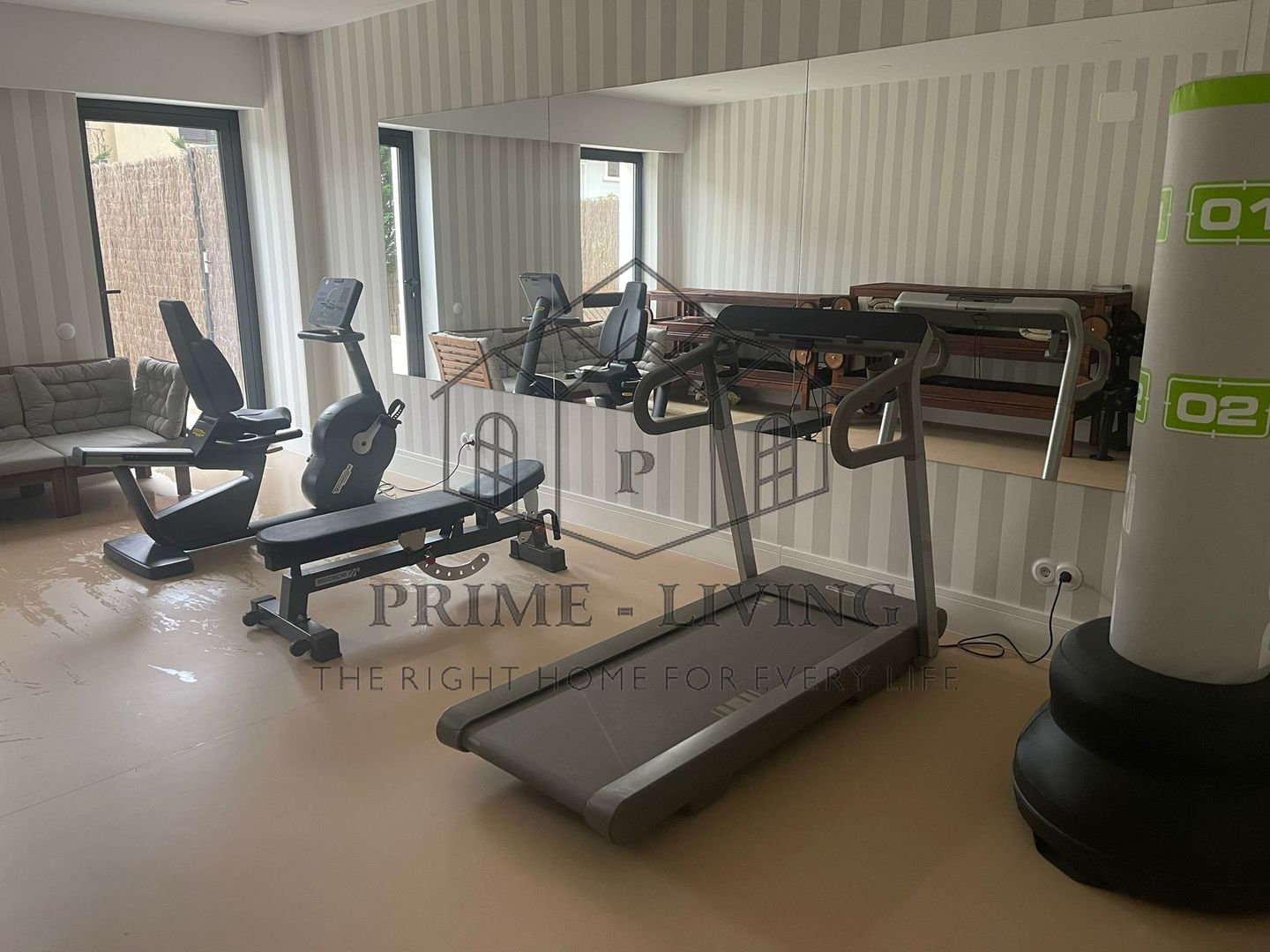 APARTAMENT SUPERB CU 3 CAMERE LA INCHIRIERE IN COMPLEX REZIDENTIAL - Poză 8