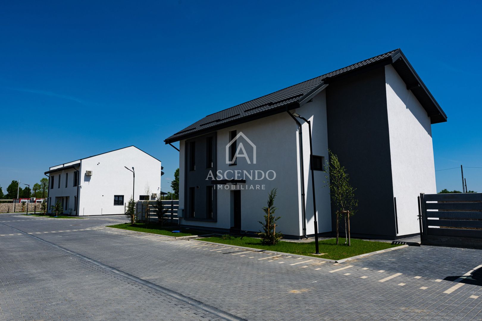Case noi în Măgurele cu grădină proprie, parc privat și finisaje premium - Poză 23