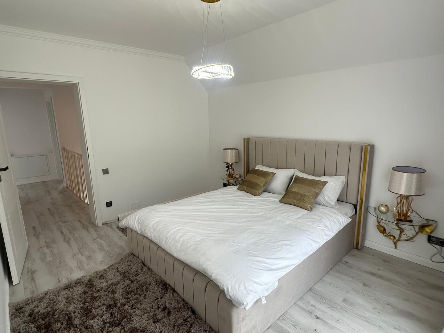 Casă individuală | finisaje moderne | la cheie | curte | Salicea - Poză 25