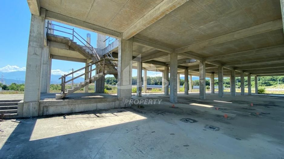 Constructie 3707 mp + Teren intravilan 8828 mp Sibiu /Selimbar - Poză 7