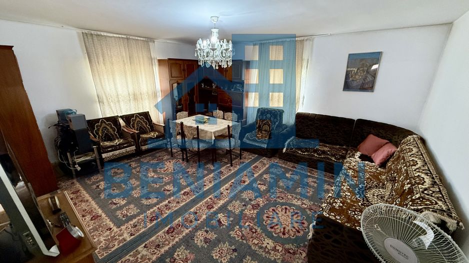 Casa spatioasa - D+P+1+M - 226mp - Bibescu - 1Mai - Poză 2