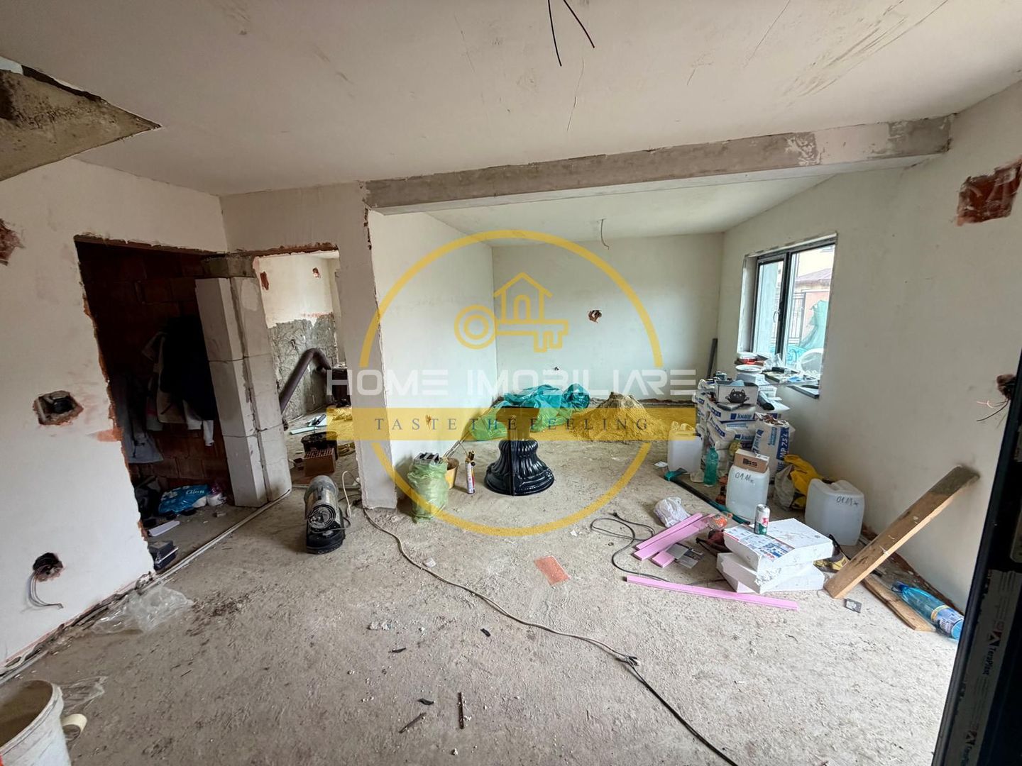 Duplex fără perete comun | 4 camere | 100 mp utili | 300 mp teren | Lunca Cetățu - Poză 13