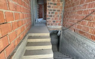 Vila deosebita, D+P+E+M, nefinalizata, 10 camere,2838m2, negociabil - Poză 21