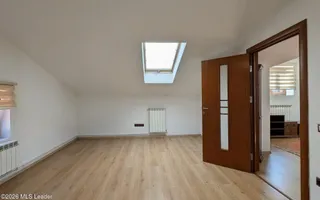 Parc Bazilescu - Str. Nuvelei 95, Casa P+M, 173 mp utili, teren 288 mp - Poză 19
