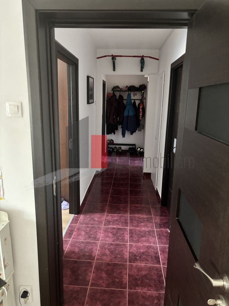 Apartament 2 camere decomandat 3 min. Metrou N. Grigorescu - Poză 3