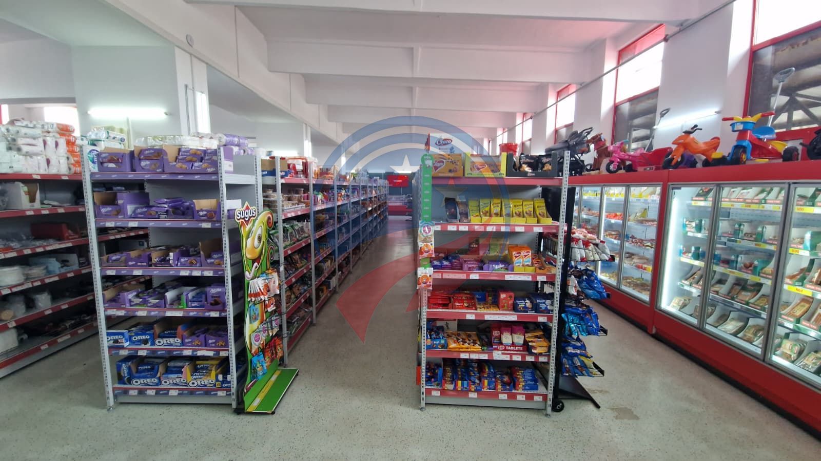 OPORTUNITATE  DE INVESTIȚIE: Supermarket la cheie , teren de 7.000 mp - Poză 44