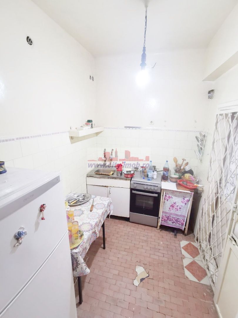 Vanzare apartament 3 Camere Universitate - Poză 22