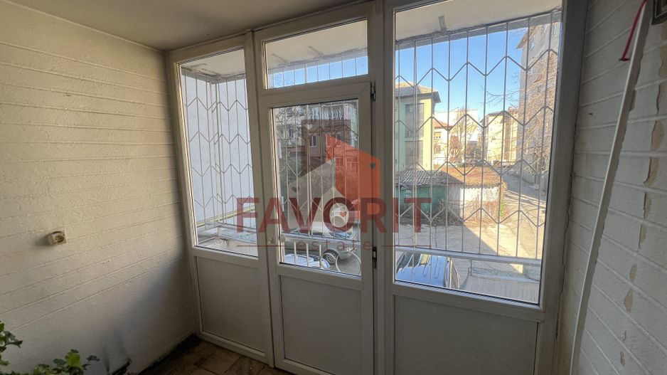 3 Camere Decomandat Central –90mp | Vizibilitate Excelentă | Potențial - Poză 10