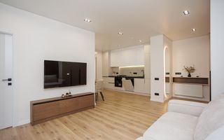 Vânzare, apartament, 2 camere, str. Regina Elizabeta, Durlești. - Poză 1