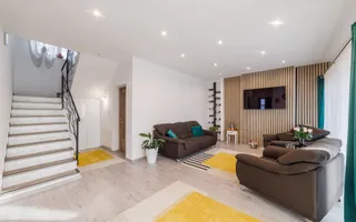 Casa moderna, constructie solida -view panoramic -Mioveni-Arges! - Poză 20